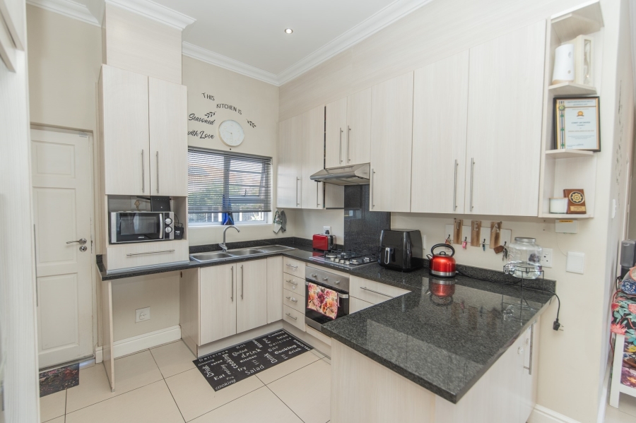 3 Bedroom Property for Sale in Westbrook Eastern Cape
